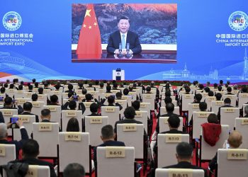 习近平：各国走向开放、走向合作的大势没有改变