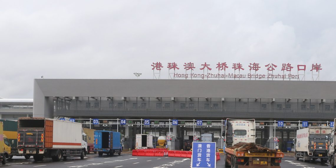 港珠澳大橋珠海口岸前三季貨車量增60%