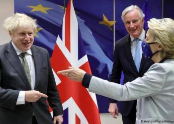 英国与欧盟达成英国脱欧后的贸易协议