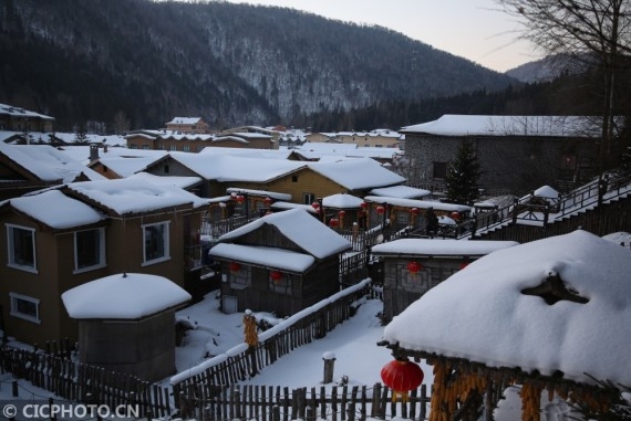 黑龙江牡丹江：魅力雪乡醉游人