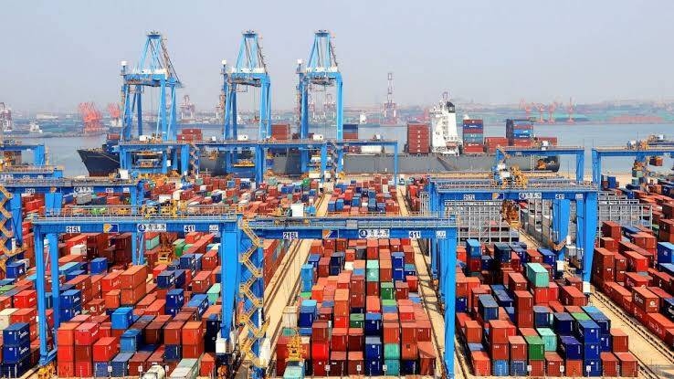 广东外贸“V型反弹”:11月出口增10.7% 民企7个月正增长