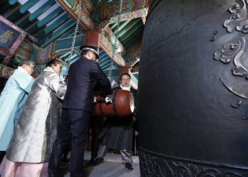 韩首都圈将再提升防疫级别 首尔67年首次取消新年敲钟