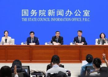 中国成人平均身高继续增长，超重肥胖问题凸显