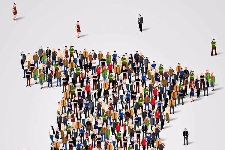 人群。例图。