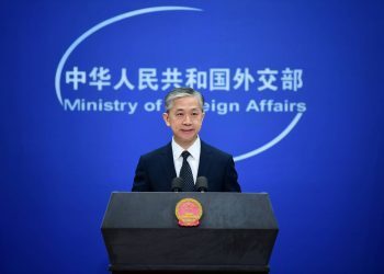 中国外交部：绝不接受澳方以“受害者”自居倒打一耙
