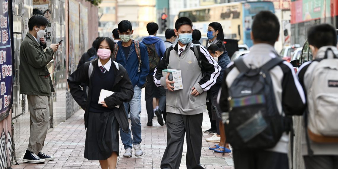 全港中学暂停面授课堂至农历新年