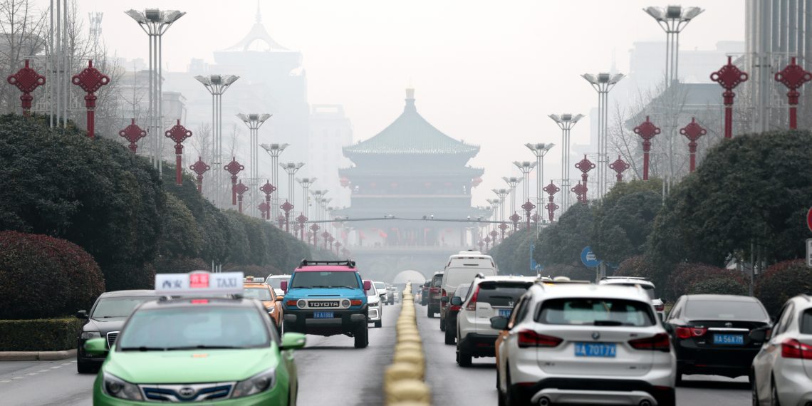 中国疫情综述:多地报告北京疫情关联病例 西安高风险地区清零
