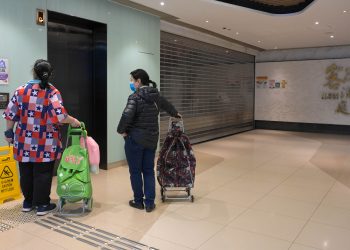 香港增115宗新冠个案　学校出现暴发