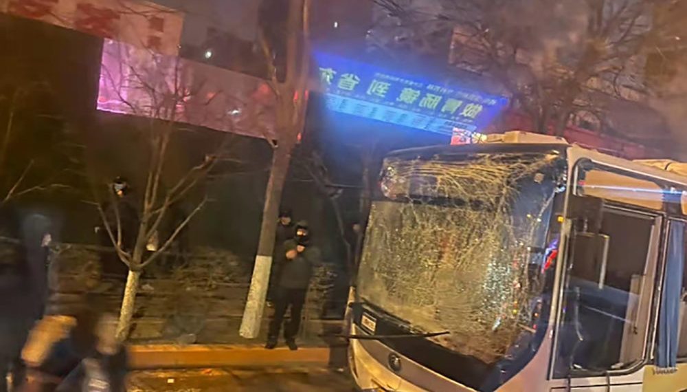 沈阳公交车发生爆炸 致1死2重伤