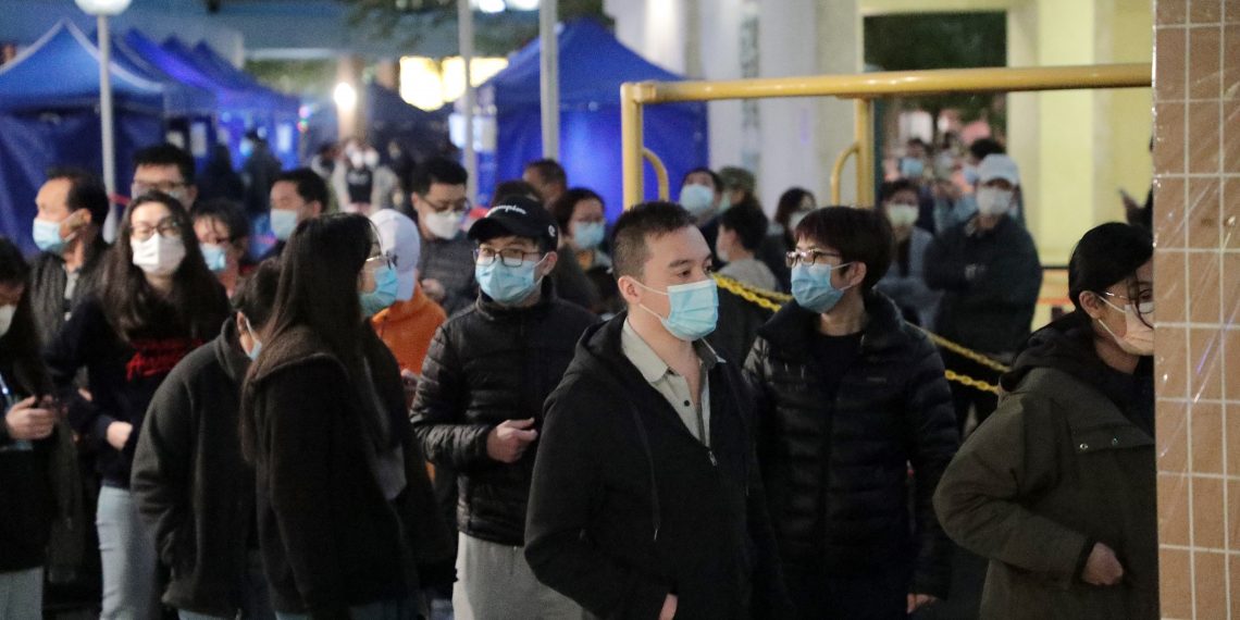 香港医学专家袁国勇：不反对全民禁足强检一周