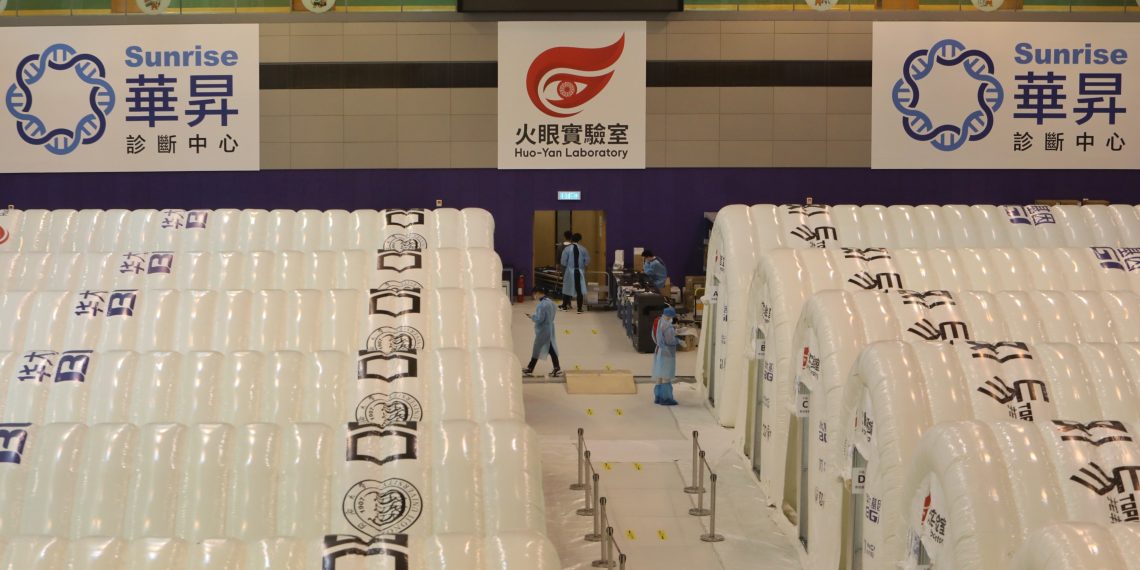 现场直击:火眼实验室再次启用助香江“扫”毒