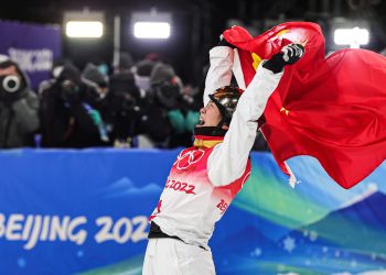 北京冬奥会·自由式滑雪｜再添一金！徐梦桃自由式滑雪女子空中技巧夺冠