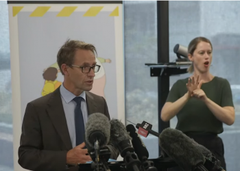 周三：新西兰新增142 例社区病例、54 例边境输入病例