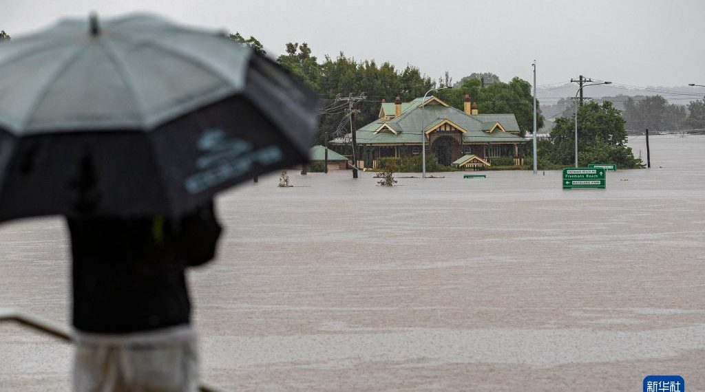 澳大利亚暴雨成灾已致20人死亡 6万人收到疏散令