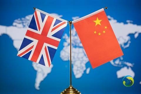 习近平同英国首相约翰逊通话:希望英方以客观公正态度看待中国和中英关系