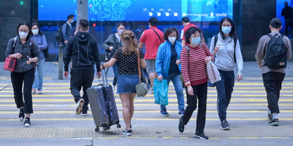 香港新增55353宗病例 再多117名死亡病例