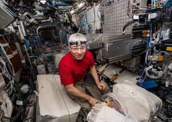 NASA宇航员刷新美国人单次太空飞行时长纪录（+多图）