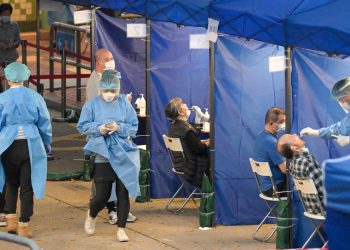 香港重发强检公告 到访高风险地点人士须核酸检测