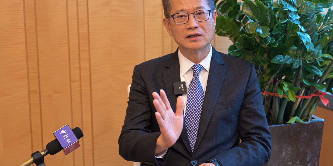 陈茂波:如果达不到“动态清零”,对香港经济影响更大