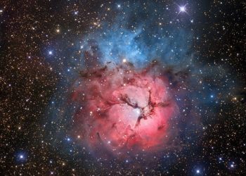 宇宙某地，时光能够倒流？