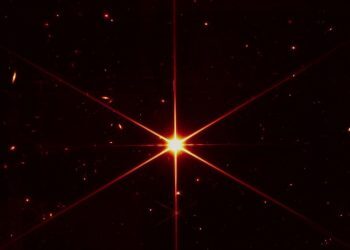 韦布拍摄的恒星图突破“物理定律极限”