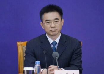 中疾控专家：大量无症状或隐性感染给及时控制疫情增加了难度