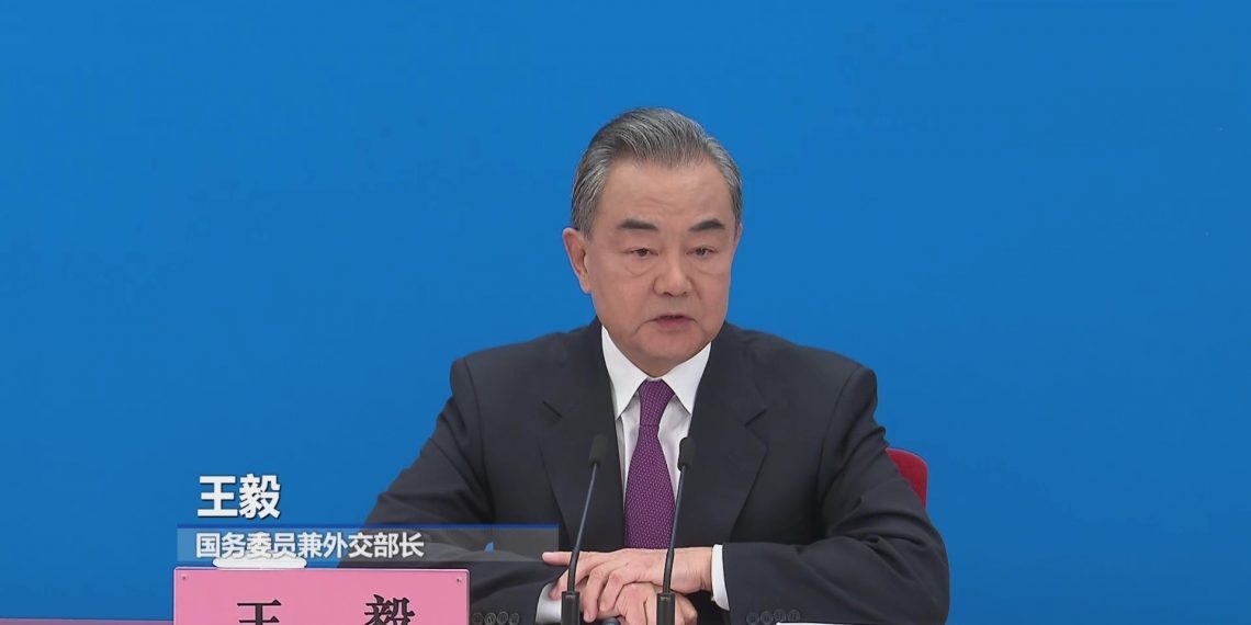 王毅谈中俄关系:双方关系具有独立自主价值 不受第三方的干扰和挑拨(视频)