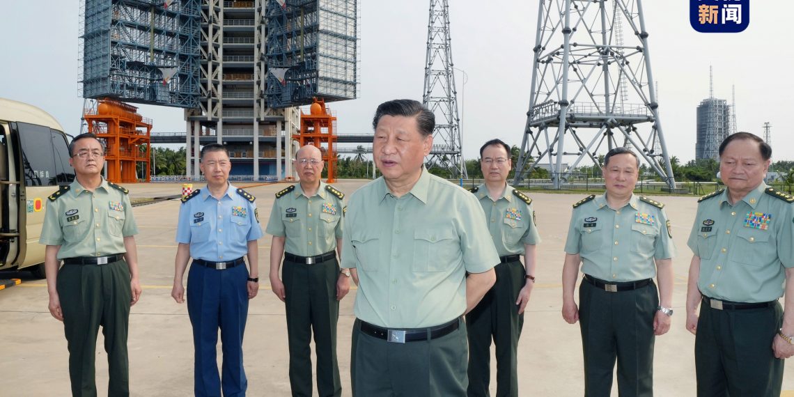 习近平视察文昌航天发射场时(+视频)