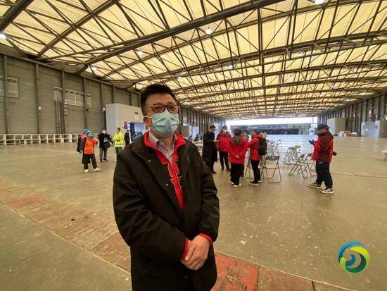 专家:“上海此次疫情规模比武汉大 但疾病严重性低”