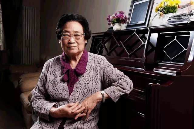 探访屠呦呦工作室:青蒿素问世50周年,为何她仍牵挂?