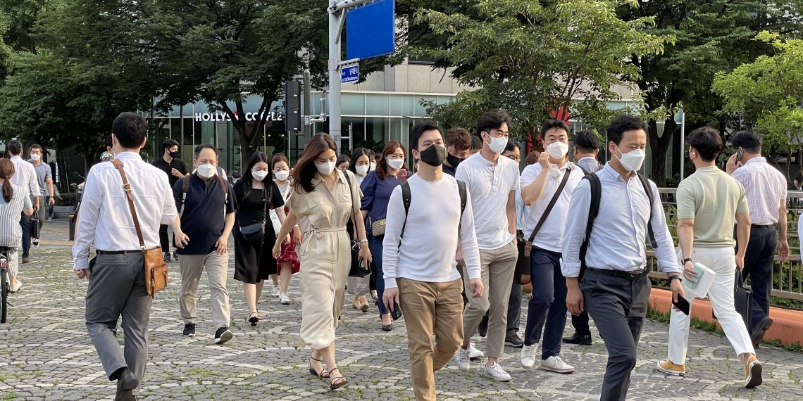 专家分析新冠XE变异株对香港威胁不大