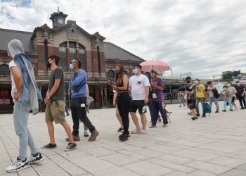 单日新增逾4000例 台湾拟简化流调办法