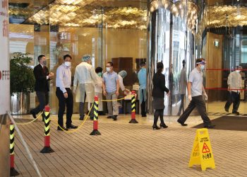 “世间再无黄药师”——香港资深艺人曾江去世