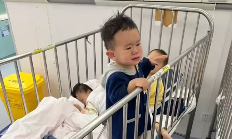上海妇联回应婴幼儿被单独隔离:已在协调中