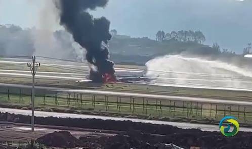 西藏航空一客机起飞时偏出跑道起火 40余名旅客轻伤送医