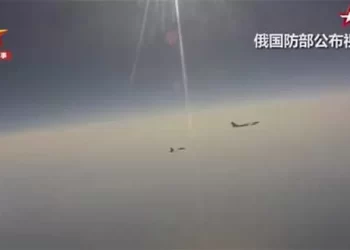中俄两军组织实施联合空中战略巡航