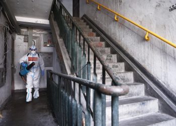 孙春兰在上海调研：持续攻坚 扩大战果 一鼓作气实现社会面清零