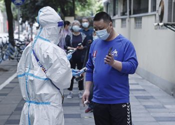 上海市疾控中心说上海疫情传播风险已得到有效遏制