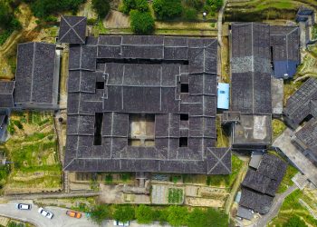 （东西问）魏青：永泰庄寨如何让世界读懂中国乡村生生不息？
