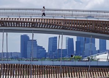 北京将采取“更快更严更实”防控措施 四川广安感染者破千例