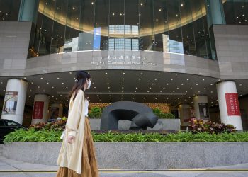 香港新增250宗新冠确诊　BA.2.12.1疑在港岛传播