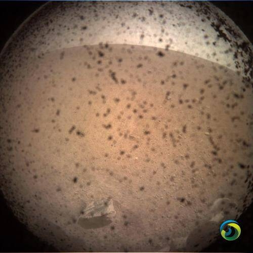 尘土遮太阳能板 “洞察”号火星车时日无多