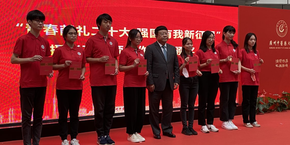 港澳台僑及國際學生攝影展開幕 廣州中醫藥大學港生:做時代見證者和追夢人