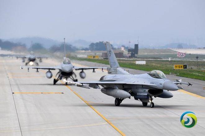 韩国空军大规模演习开启：出动70多架战机　