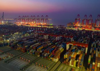 6月以来上海港集装箱日均吞吐量恢复至去年同期95%以上