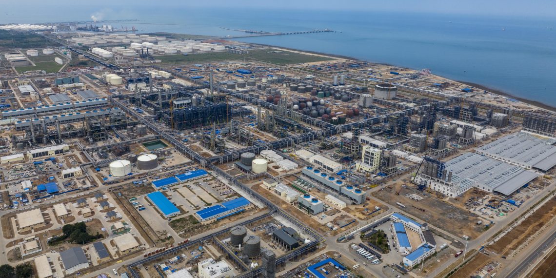 海南国际航行船舶总吨位跃居全国第二