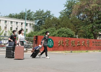 中国内地新增本土感染者20+54例