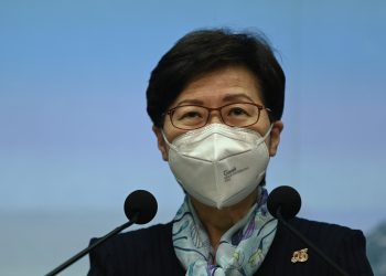 林郑月娥希望退休后游遍祖国大江南北