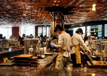 上半年上海GDP同比下降5.7%　北京增长0.7%
