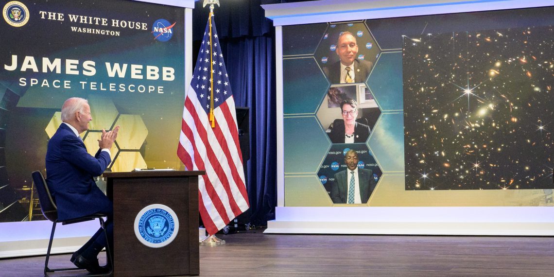 美国航天局公布首张迄今最遥远宇宙照片（+多图）